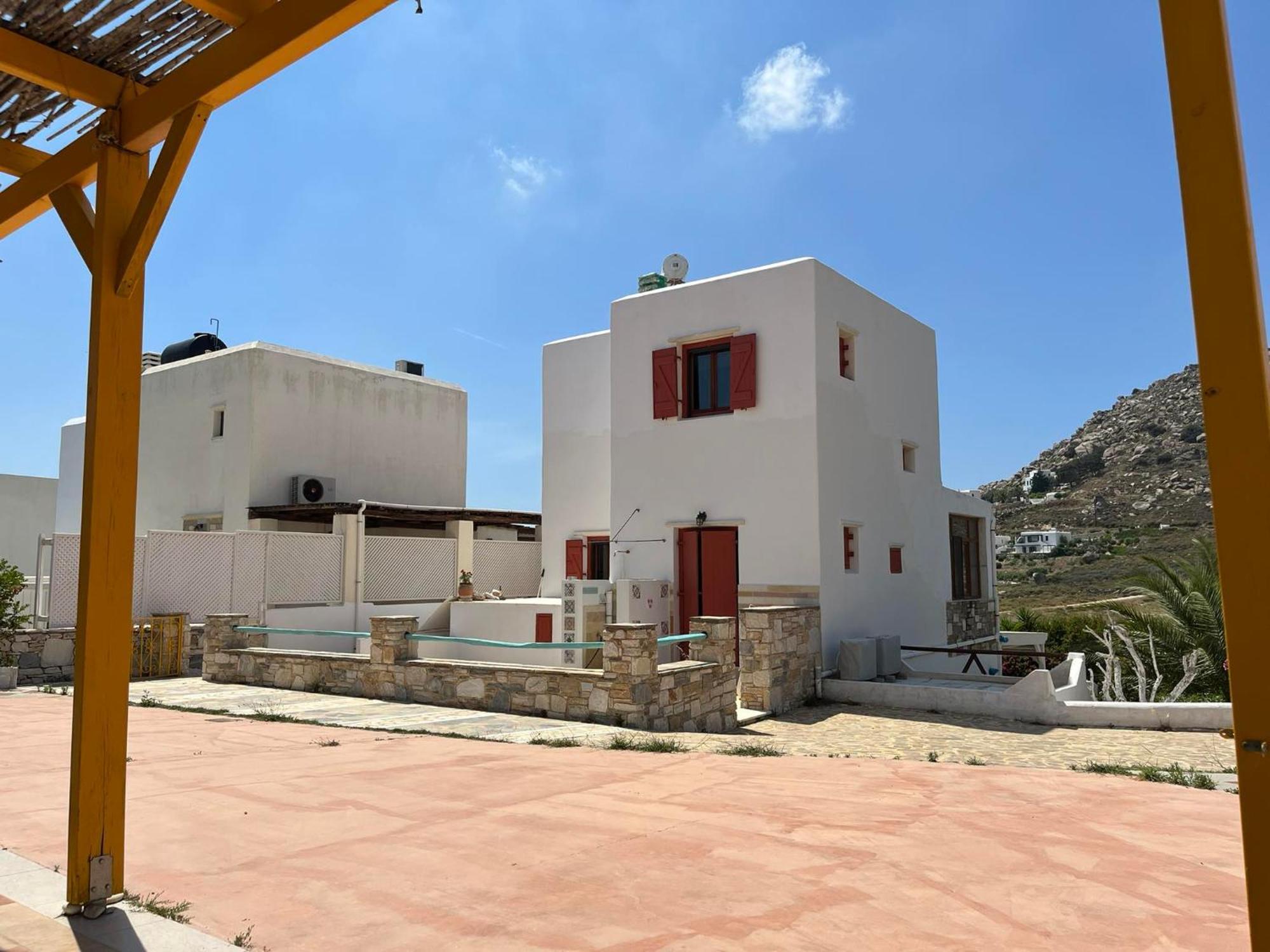 Armonia Studios, Apartments & Villa Mikri Vigla Bagian luar foto